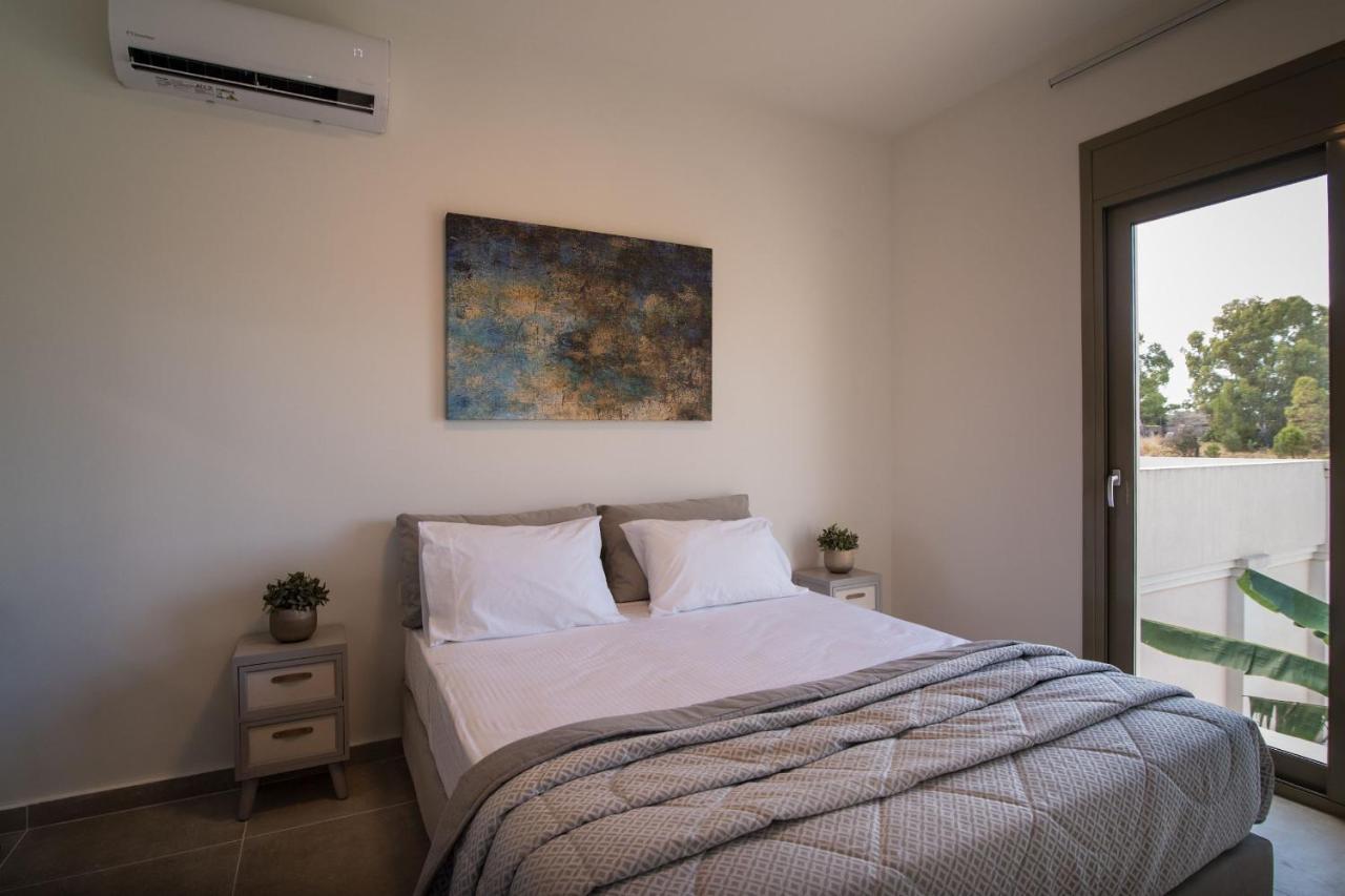 Lodge Modern Apartments, In Kalamaki Centre Екстер'єр фото