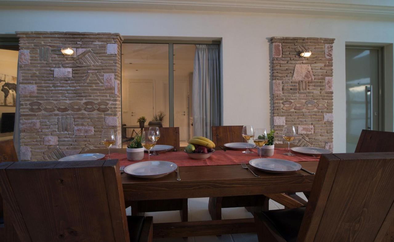 Lodge Modern Apartments, In Kalamaki Centre Екстер'єр фото