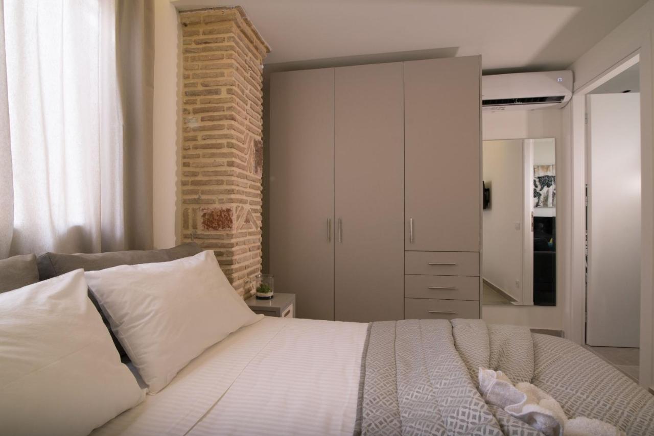 Lodge Modern Apartments, In Kalamaki Centre Номер фото