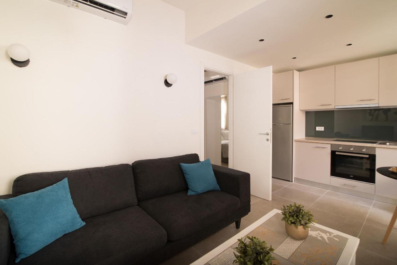 Lodge Modern Apartments, In Kalamaki Centre Номер фото