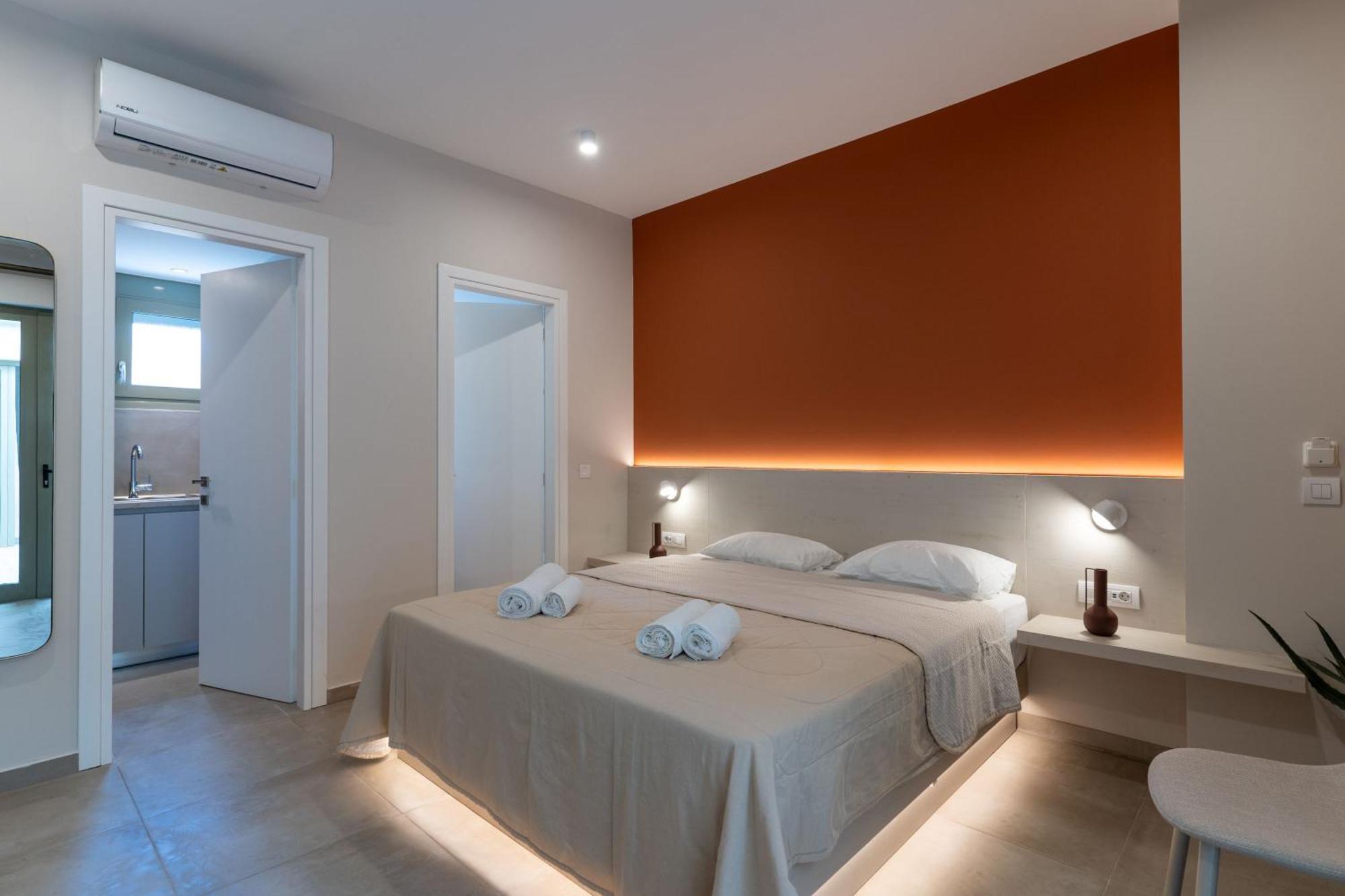 Lodge Modern Apartments, In Kalamaki Centre Екстер'єр фото