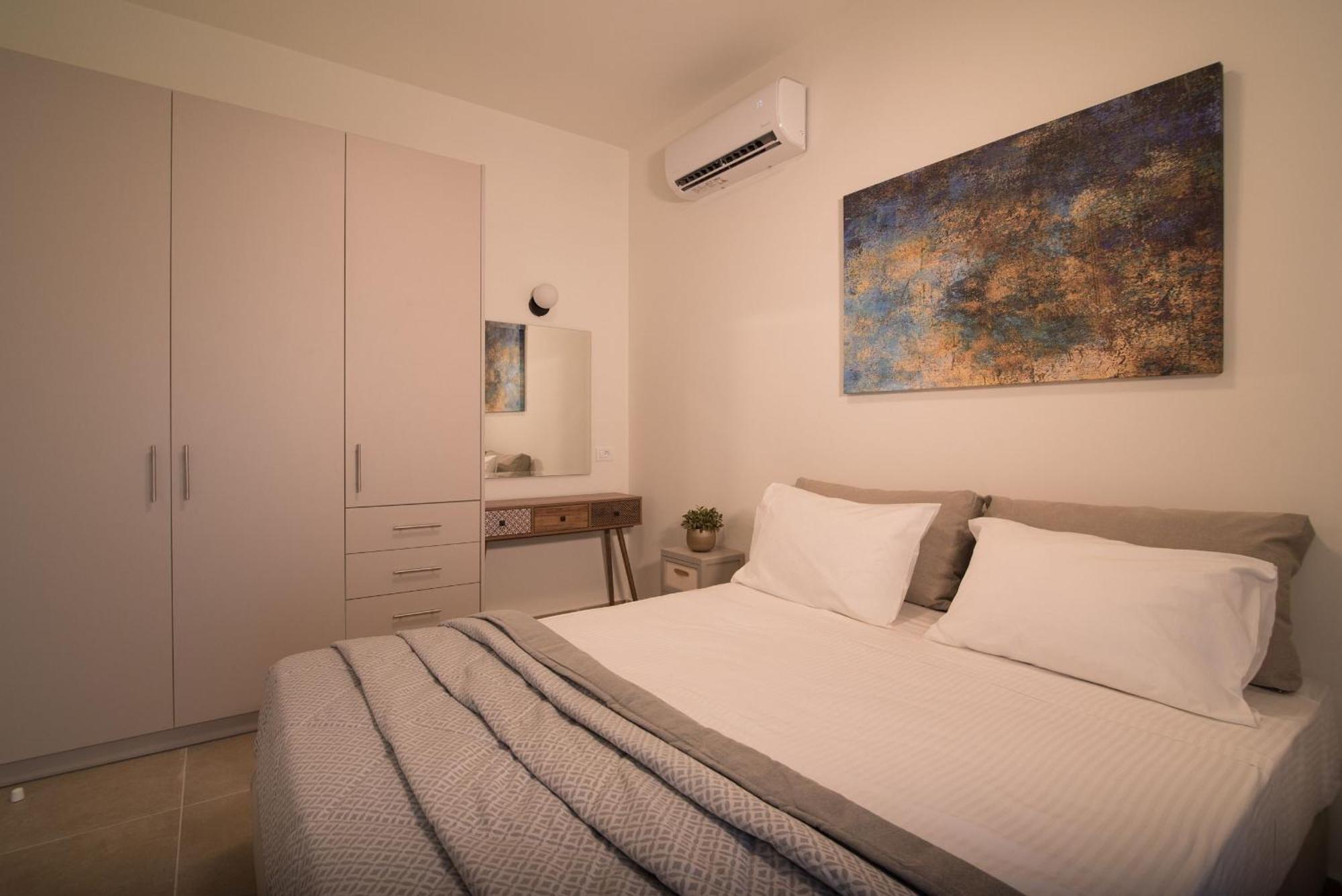 Lodge Modern Apartments, In Kalamaki Centre Номер фото